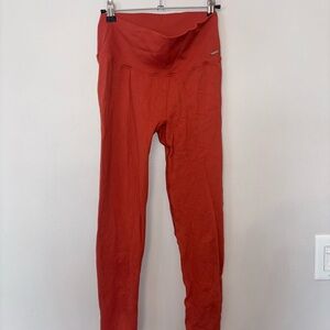 ILIA Vibrant Red High-Waisted Leggings